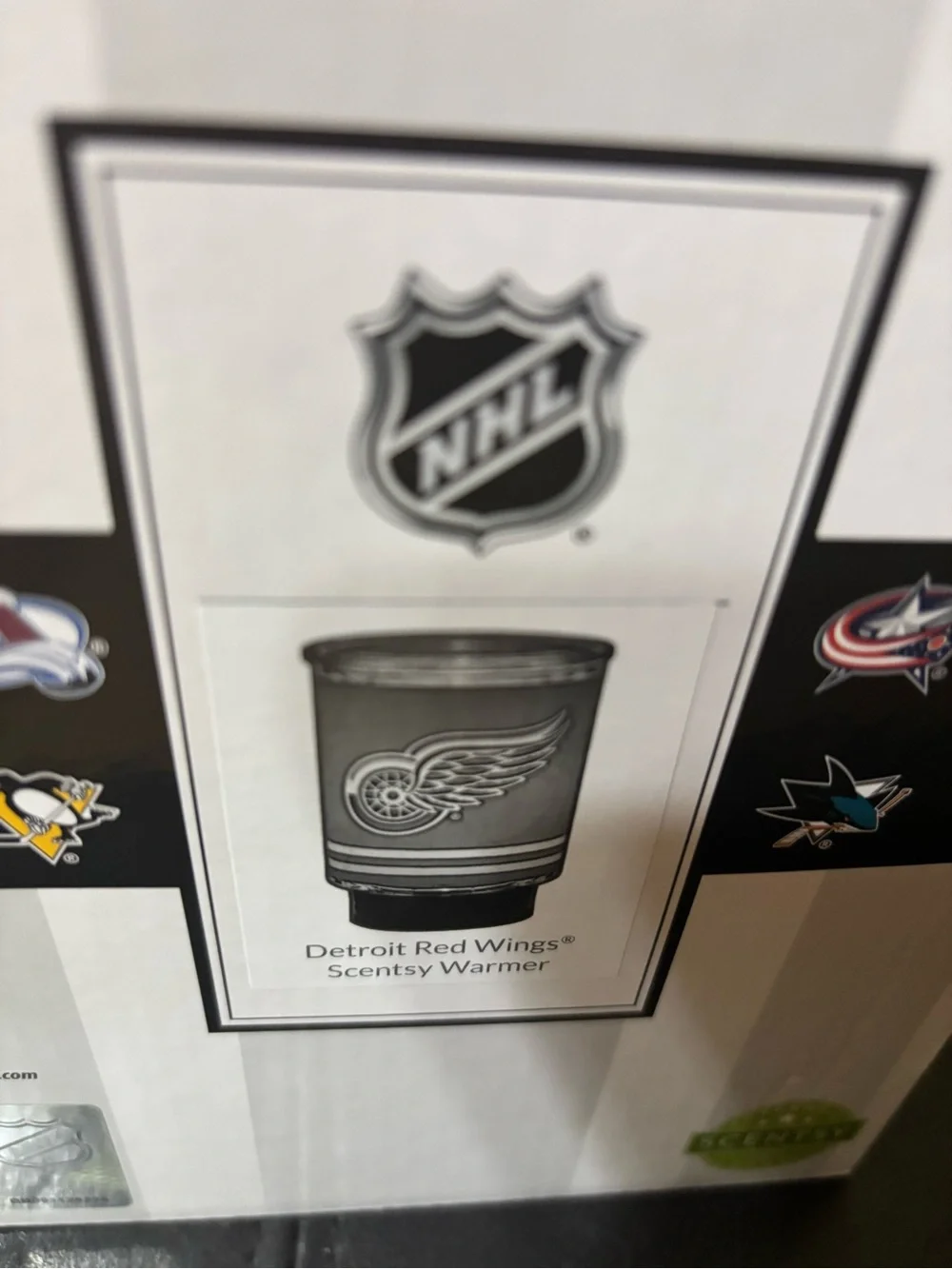 Scentsy Detroit Red Wings Warmer — New